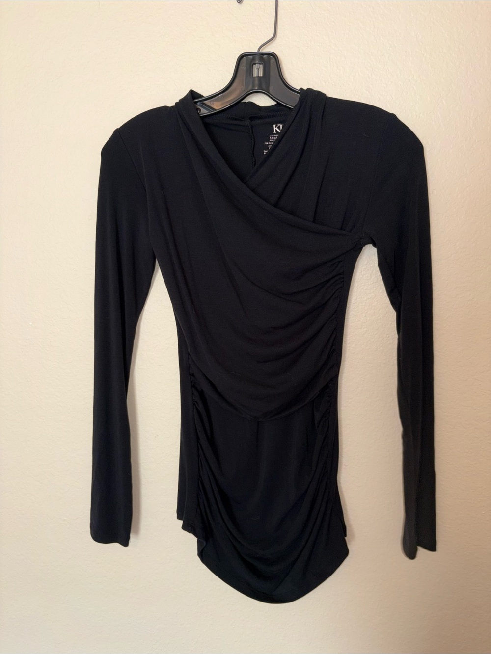 Kensie Black Draped Ruched Long Sleeve Top